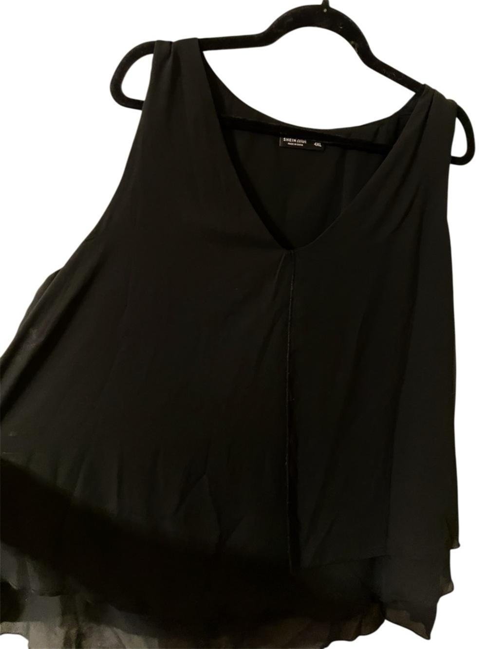 SHEIN Black Layered V-Neck Chiffon Camisole. Size 4X NWOT!